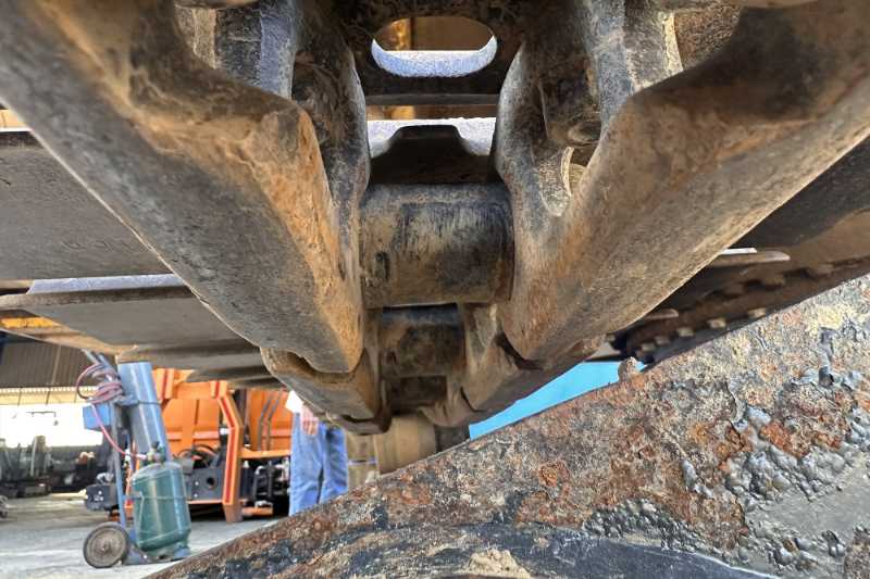 OmecoHub - Immagine KOMATSU PC130-6